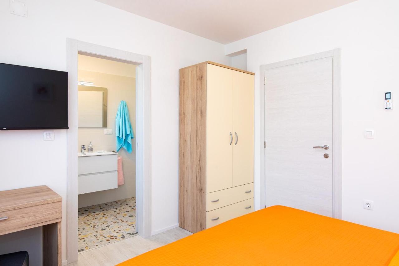 Apartman Ivona U Prizemlju Malinska Buitenkant foto